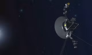 NASA vô tình mất liên lạc với tàu thăm dò Voyager 2 cách Trái đất 12 tỷ dặm 