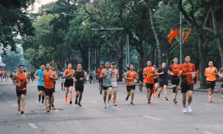 Mừng Quốc khánh theo cách của các vận động viên chạy bộ
