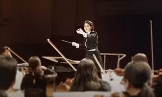 Ngỡ ngàng trước tạo hình lạ mắt của Lee Young Ae trong 'Maestra: Strings Of Truth', quả xứng danh 'nữ hoàng không tuổi'