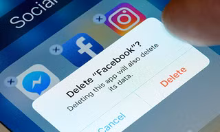 Facebook mang đến nhiều phiền toái cho người dùng. Ảnh: Huffington Post.
