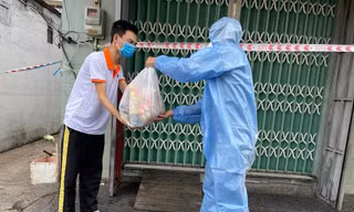 Nhà trường chung tay để sinh viên vượt qua nỗi đau mất mát, tiếp tục theo học
