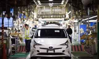 Toyota có thể tăng giá xe vì giá nguyên liệu tăng?
