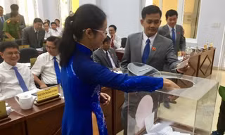Bắt buộc bố trí nhân sự lãnh đạo không phải người địa phương