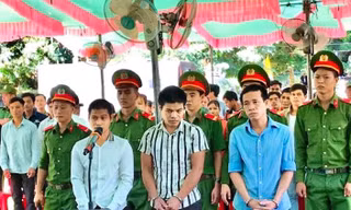 Các bị cáo tại phiên tòa xét xử. Ảnh: M.Q