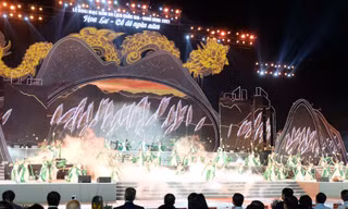 Đêm khai mạc Năm Du lịch Quốc gia 2021 được tổ chức ở Cố đô Hoa Lư (huyện Hoa Lư, tỉnh Ninh Bình. Ảnh: Hoàng Long
