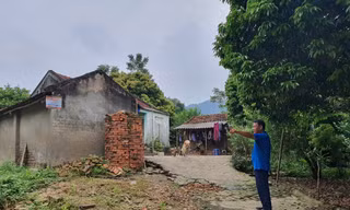 Một ngôi nhà cấp 4 của người dân khai hoang vùng kinh tế mới từ năm 1985
