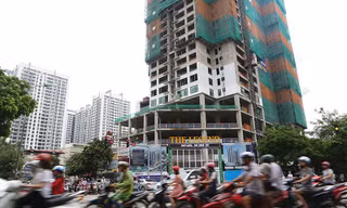 Luật Thủ đô bị 'vô hiệu', dân vẫn được 'nhồi' vào nội thành?