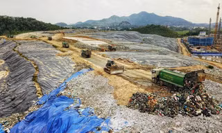 Bãi rác Nam Sơn. Ảnh minh họa