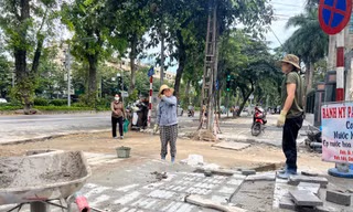 Hà Nội báo cáo kết quả kiểm tra 'đại công trường' lát vỉa hè cuối năm
