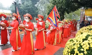 Hà Nội dừng lễ hội đền thờ Hai Bà Trưng, chỉ tổ chức dâng hương