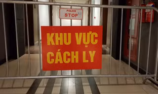 Cách ly tầng 10 tòa nhà Lancaster Núi Trúc phòng dịch Covid-19