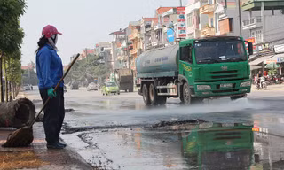 Bắt đầu giải cứu Sơn Tây khỏi 'vòng vây' hàng nghìn tấn rác