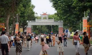 Hà Nội đón gần 19 triệu du khách từ đầu năm