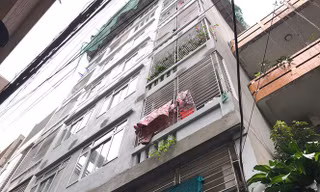 Công trình nhà ở biến thành chung cư mini tại ngõ 122 Vương Thừa Vũ