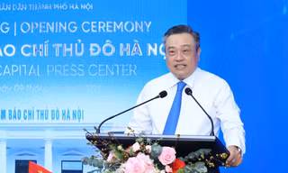 Chủ tịch thành phố Hà Nội: Thay đổi căn bản tư duy, không né tránh báo chí 
