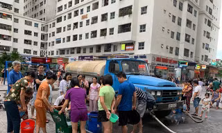 Chủ tịch Hà Nội yêu cầu thau rửa bể nước chung cư xong trong ngày 20/10