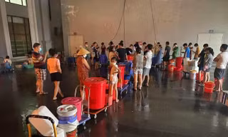 Người dân khu đô thị Hateco quận Nam Từ Liêm bị ảnh hưởng do sự cố