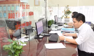 Hà Nội: 'Chữa bệnh' thờ ơ, thiếu trách nhiệm của một bộ phận công chức