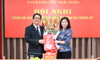 Ban Thường vụ Thành ủy Hà Nội điều động, bổ nhiệm cán bộ chủ chốt