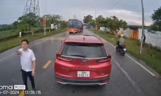 Sự thật vụ việc Trưởng phòng Nội vụ Bình Xuyên gây hấn với tài xế trên đường
