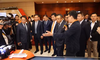 Ông Trương Gia Bình: Thành phố thông minh 'giải phóng' công chức khỏi công việc buồn chán