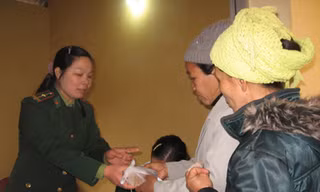 Chăm sóc sức khỏe đồng bào vùng cao