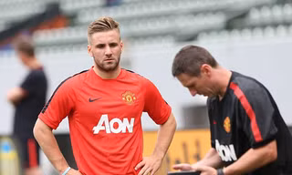 Mourinho bỏ qua Luke Shaw vì mức lương quá cao.