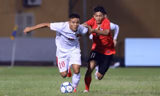 U19 Việt Nam bị U19 Singapore cầm hòa ở trận ra quân tối nay. Ảnh: Zing