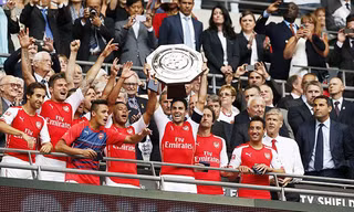 Vùi dập Man City dưới họng pháo, Arsenal giành Siêu cup