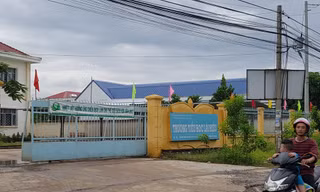 Trường tiểu học Lái Hiếu nơi xảy ra vụ ngộ độc sữa.