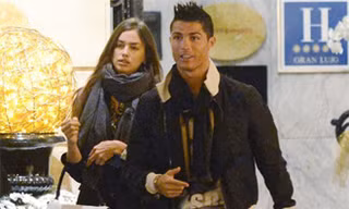 BẢN TIN Thể thao 19h: Bồ xinh ngăn Ronaldo về M.U