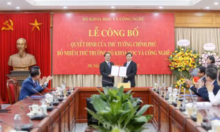 Công bố quyết định của Thủ tướng về bổ nhiệm Thứ trưởng Bộ Khoa học và Công nghệ