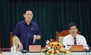 Chủ tịch Quốc hội làm việc với Ban Thường vụ Tỉnh ủy Quảng Trị