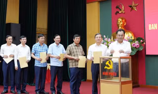 Tỉnh ủy Thái Nguyên thực hiện quy trình về công tác cán bộ
