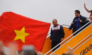 Những 'chiến binh' U23 Việt Nam rạng rỡ ngày về 