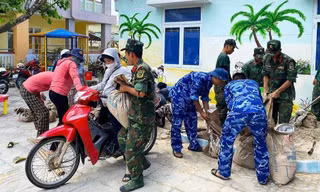 Thủ tướng: 'Trời quang mây tạnh' cũng không được chủ quan với bão Noru