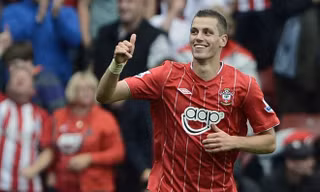 Arsenal đã ở rất gần Schneiderlin 