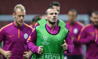 BẢN TIN Thể thao 07H: Lộ lý do Sneijder cự tuyệt M.U