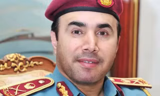 Oái oăm ghế Interpol 