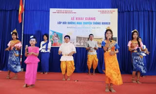 Kiên Giang khai giảng lớp bồi dưỡng múa truyền thống Khmer
