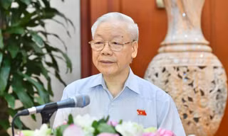 Tổng Bí thư: Các nữ đại biểu QH cần phát huy bản lĩnh, trí tuệ, thực sự là những 'bông hồng thép'
