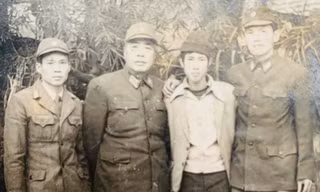 Tư lệnh Quân khu ghé chơi nhà 