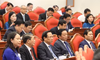 Trung ương thảo luận về Tổng kết 10 năm thực hiện chính sách xã hội giai đoạn 2012 - 2020