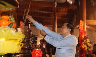 Chủ tịch Quốc hội dự lễ khánh thành Khu lưu niệm Tổng Bí thư Lê Duẩn