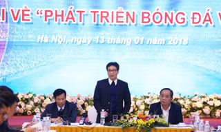Phó Thủ tướng Vũ Đức Đam chủ trì đối thoại phát triển bóng đá Việt Nam.
