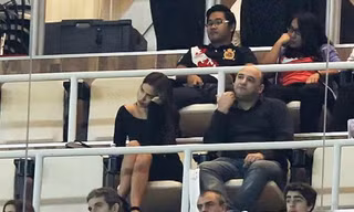 Lập hat-trick, Ronaldo đãi người tình ăn đồ Trung Quốc