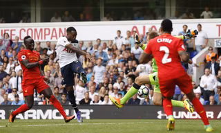 Tottenham và Liverpool chia điểm tại White Hart Lane