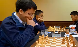 Quang Liêm chiến thắng nhờ chiến thuật táo bạo, nhưng hợp lý. Ảnh: Chess Daily. 