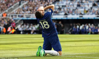 Hạ màn Ngoại hạng Anh, Chelsea thua tan tác