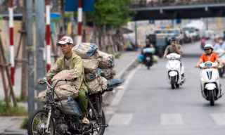 Theo chương trình, xe máy cũ nát thường xả khí thải gây ô nhiễm môi trường, tai nạn giao thông.